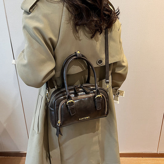 Vintage 90s Zipper Pu Leather Crossbody Bag