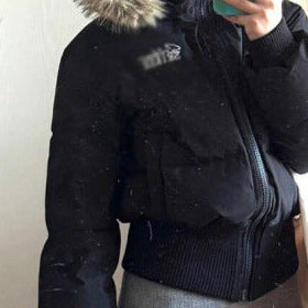 Thickened fur collar short puffer jacket in black, front view