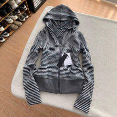 2000s Striped Zip-Up Hooded Jacket – Polka Dot Lined Hoodie in Dark Gray S–3XL