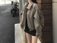 Lapel loose-fit short trench coat in Khaki, side view
