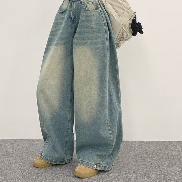 High waist wide-leg vintage washed jeans in light blue, full length