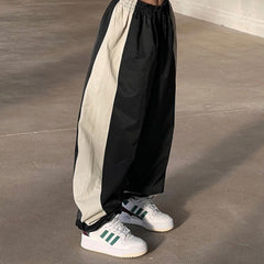 Contrast Side Stripe Baggy Sweatpants