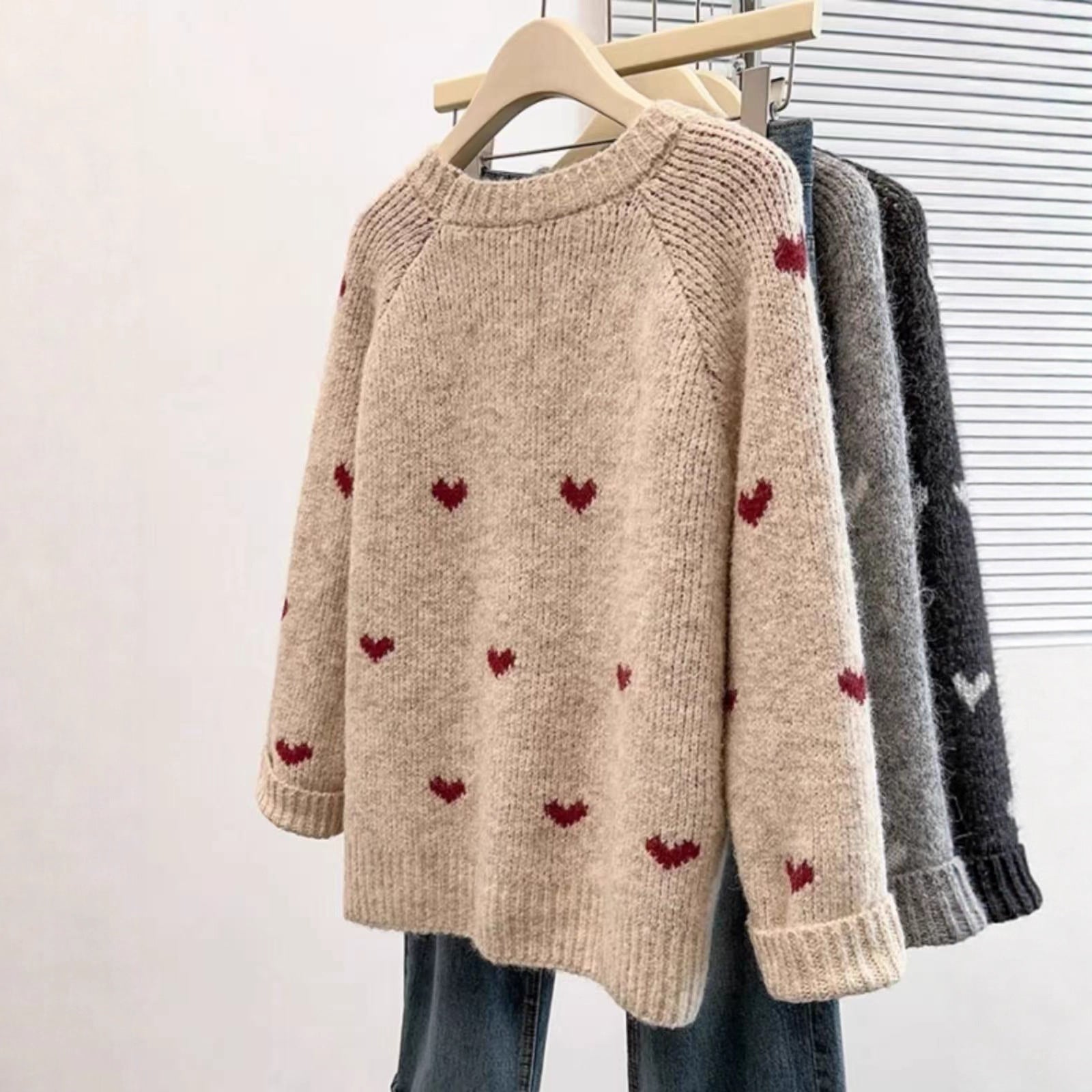 Aesthetic Heart Design Round Neck Sweater - fairypeony