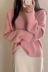 Women?s knitted pullover sweater