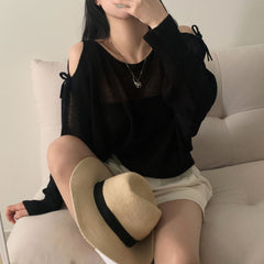 Aesthetic Cutout Off-shoulder Knitted Tee