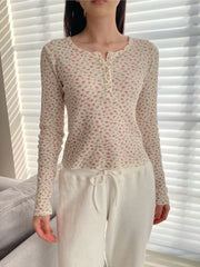Floral-patterned buttoned short blouse