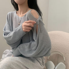 Aesthetic Cutout Off-shoulder Knitted Tee