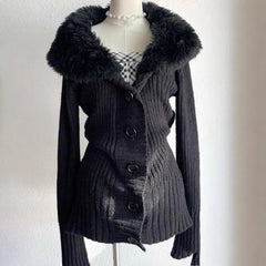 Women's knitted cardigan with a fur collar
