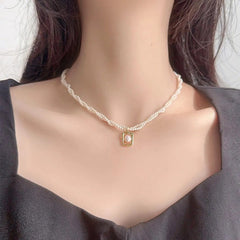 Pearl and Rhinestone Pendant Necklace - fairypeony