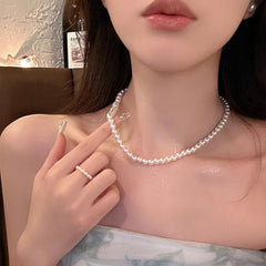 Light Luxury Temperament Pearl Necklace