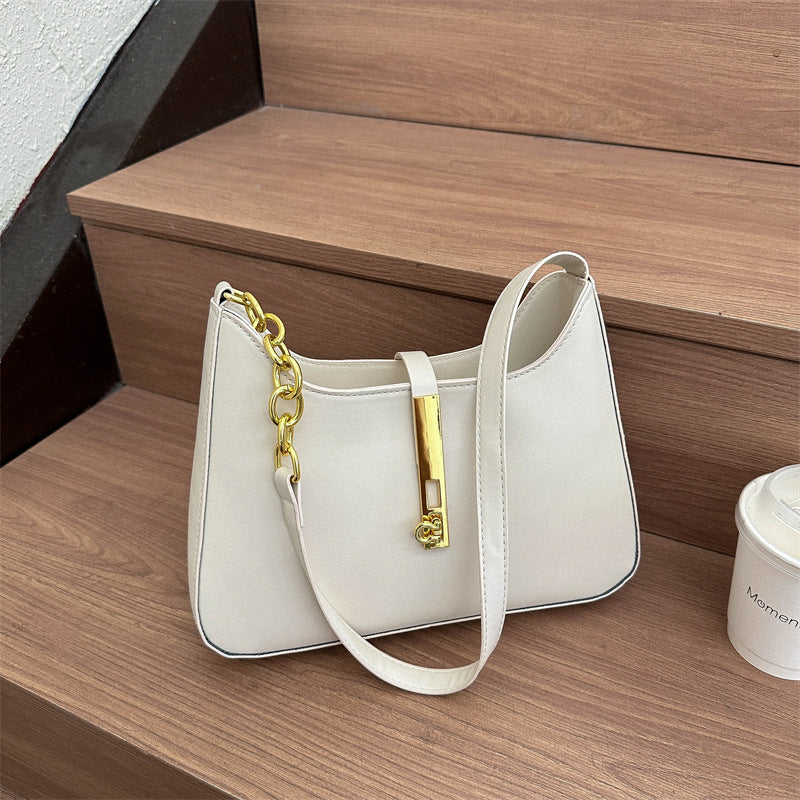 Gold Chain Glam Shoulder Bag - fairypeony