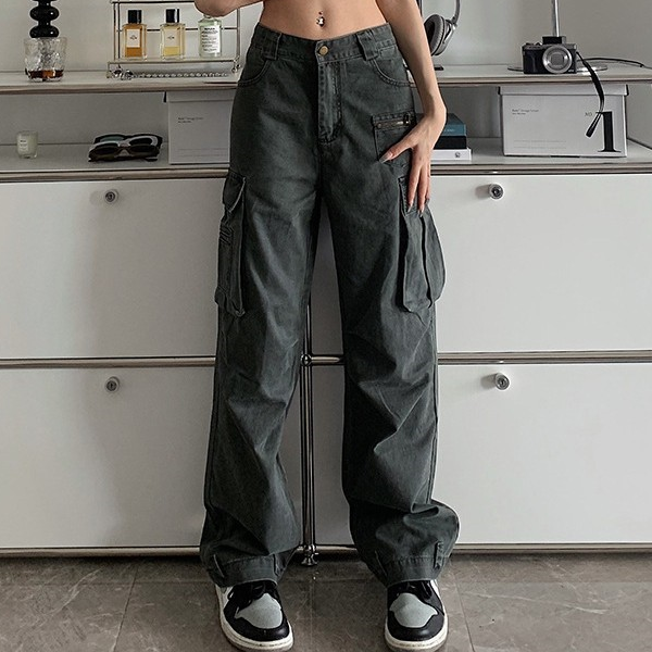 Zip Pocket Straight Leg Cargo Jeans - fairypeony