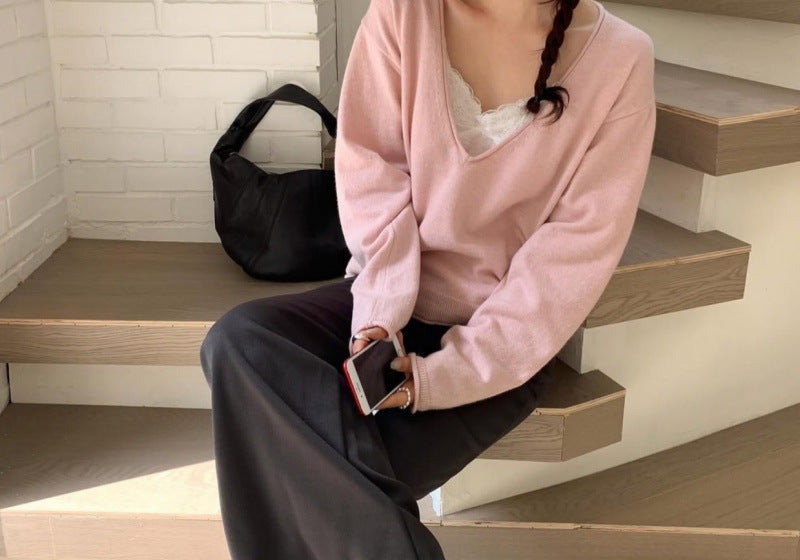 V-neck long sleeve loose knit sweater in Pink