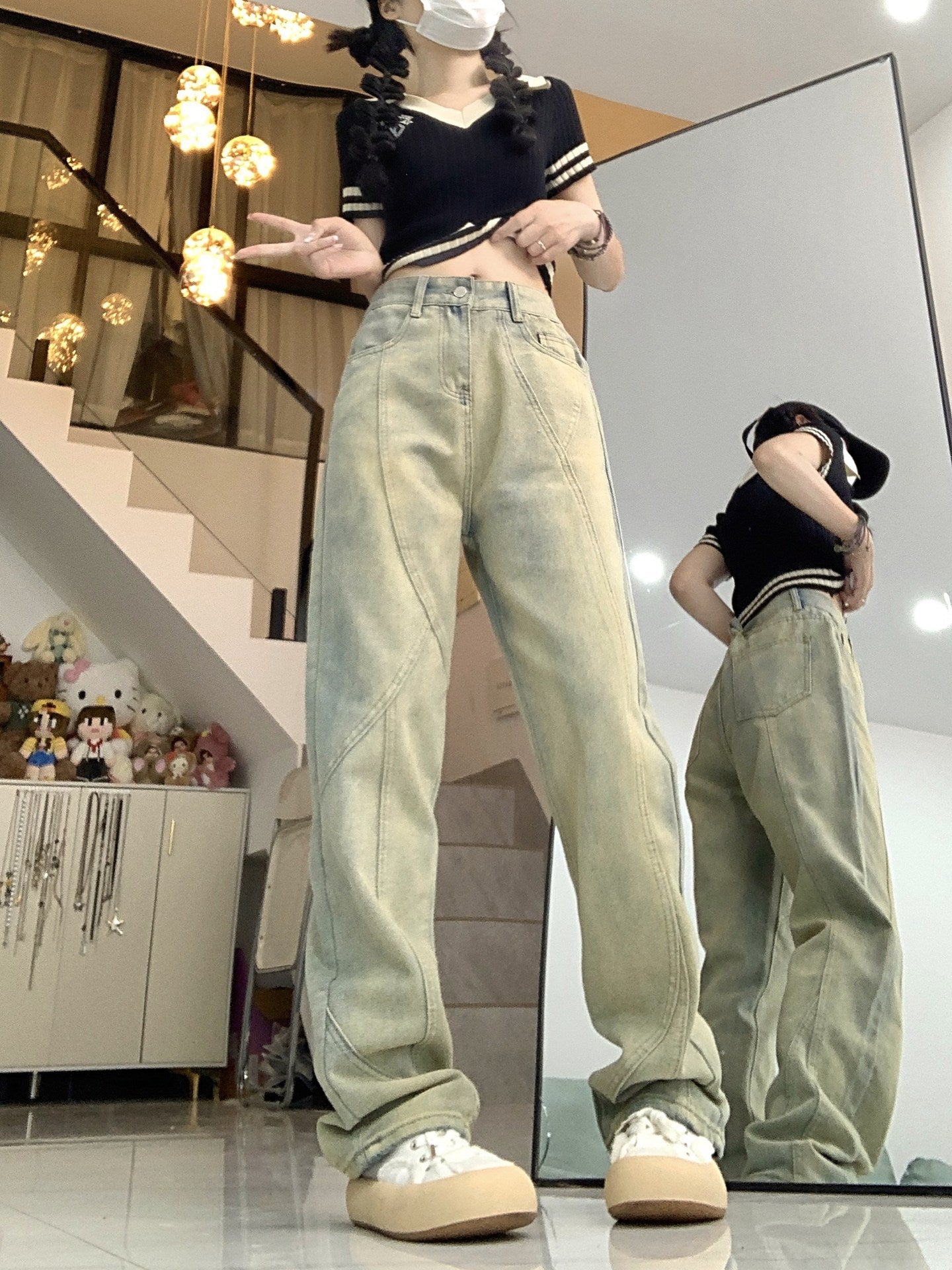 Faded Wash Paneled Seam Jeans - fairypeony