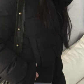 Thickened fur collar short puffer jacket in black, hood up