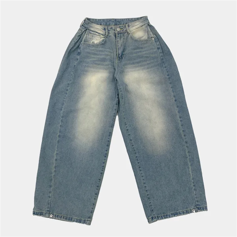 Retro washed wide-leg buttoned hem jeans in light blue, product shot