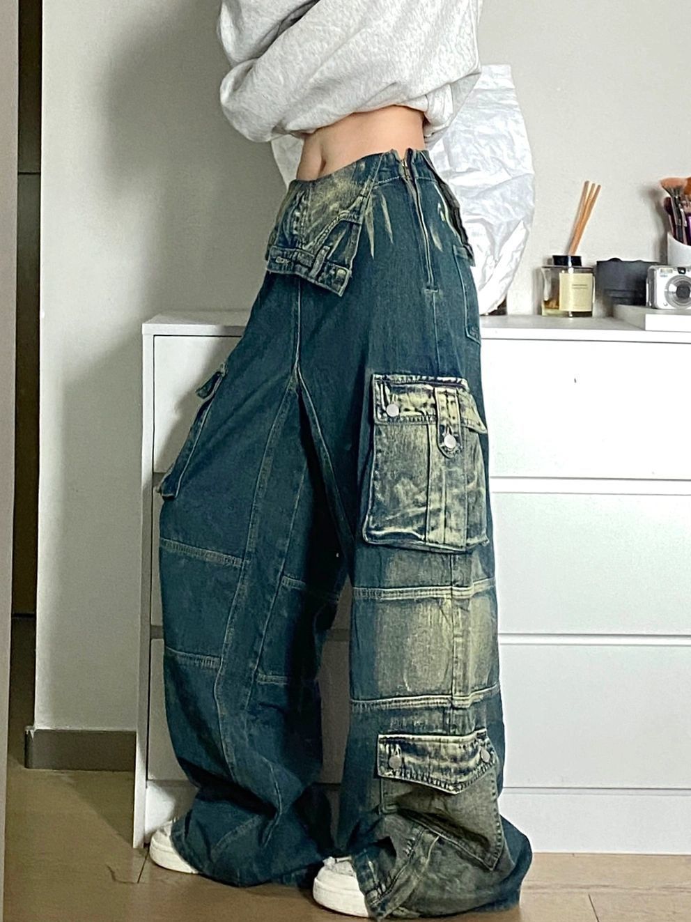 Vintage Contrast Wash Fold Over Cargo Jeans - fairypeony