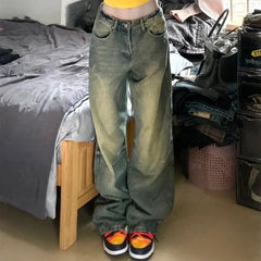 Vintage Wash 90's Wide Leg Jeans
