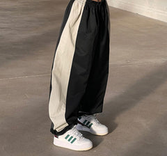 Contrast Side Stripe Baggy Sweatpants