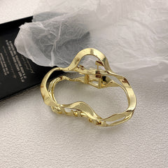 Geometrically Irregular Metal Hairpin