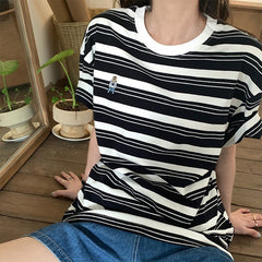 Aesthetic Stripe Short Sleeve Tee