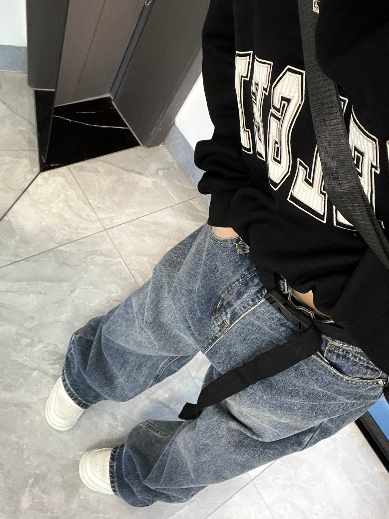 Buckle Belt Baggy Boyfriend Jeans - fairypeony