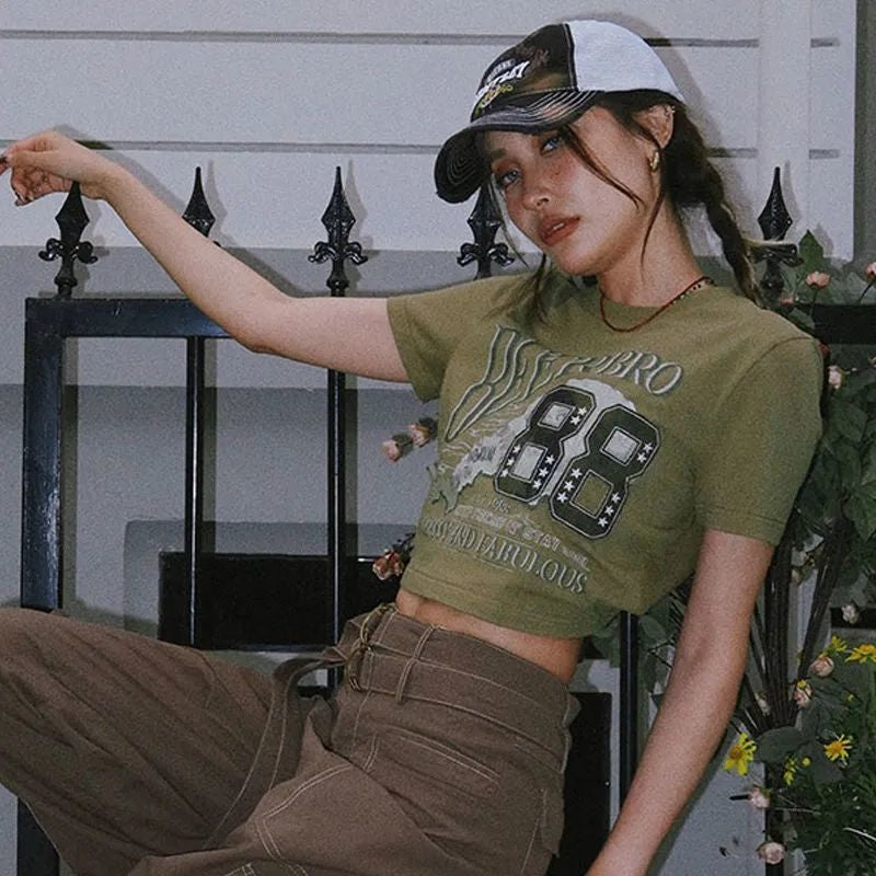 Vintage Logo Printed Short Sleeve Crop Top - fairypeony