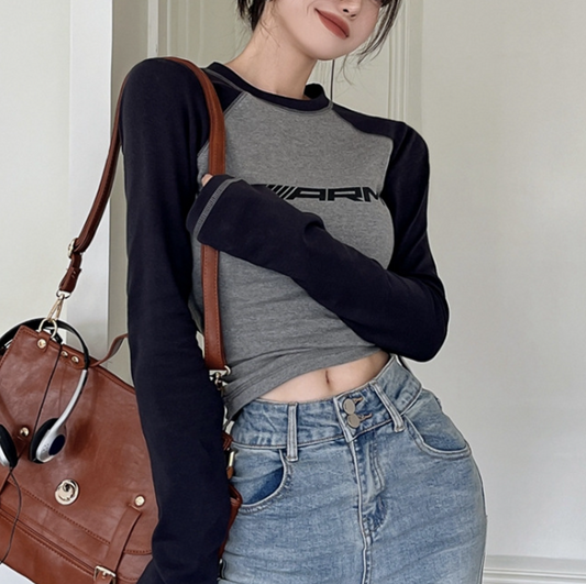 Logo Graphic Long Sleeve Crop Top - fairypeony