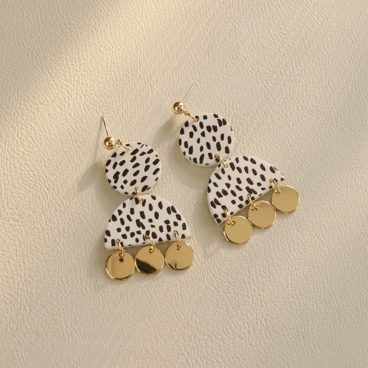 Body Clay Texture Lacquered Acrylic Earrings, , women clothing, body-clay-texture-lacquered-acrylic-earrings, , fairypeony