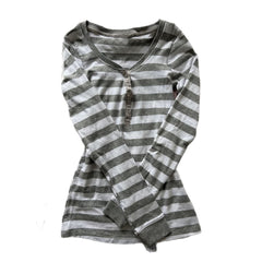 2000s Retro Striped Crew-Neck Button-Up Top – Henley Long Sleeve in Gray White S–L