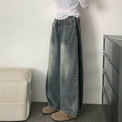 Womens Pleated High-Waisted Wide Leg Jeans