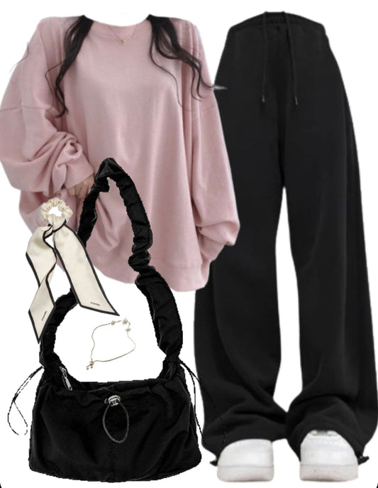 OOTD: Oversized Sweatshirt + Baggy Sweatpants + Shirring String Shoulder Bag