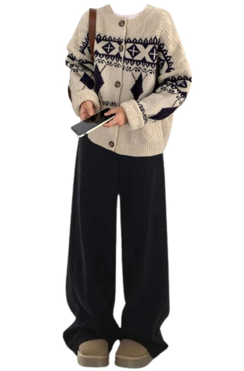 OOTD: Oversized Cardigan + Vintage Black Straight Baggy Boyfriend Jeans