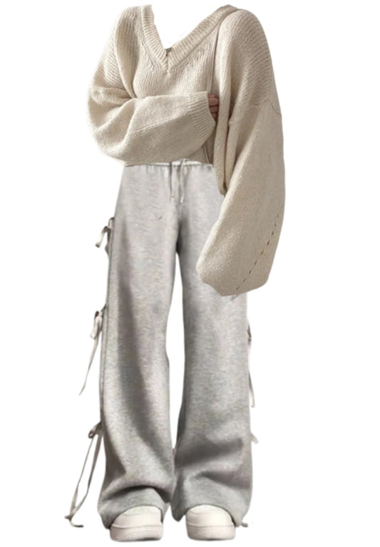 OOTD: Solid Color V-Neck Oversized Sweater + Street Side Bow Tie Sweatpants