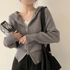 Vintage Knitted Hooded Zip Up Cardigan