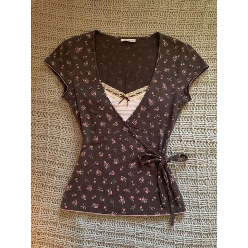 Floral-print fitted T-shirt