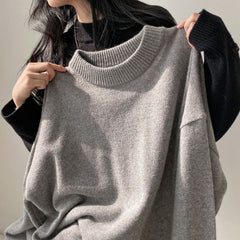 Round Neck Solid Color Pullover Sweater