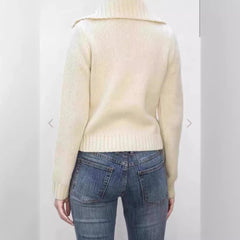 Knitted sweater that fits well and flatters the figure, a slimming top