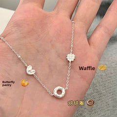 Starfish pearl necklace