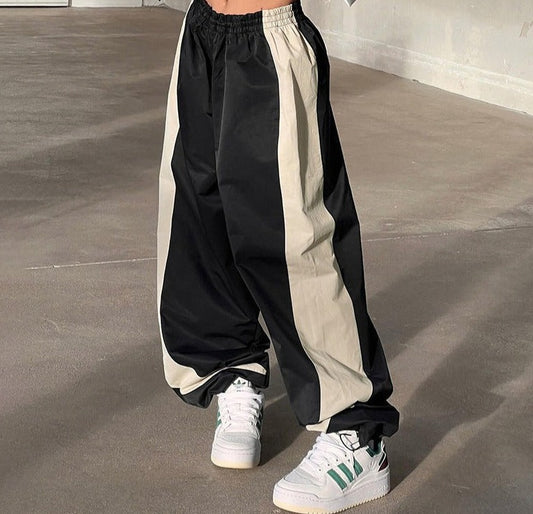 Contrast Side Stripe Baggy Sweatpants
