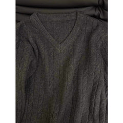 V-neck relaxed and elegant soft twisted knitted sweater
