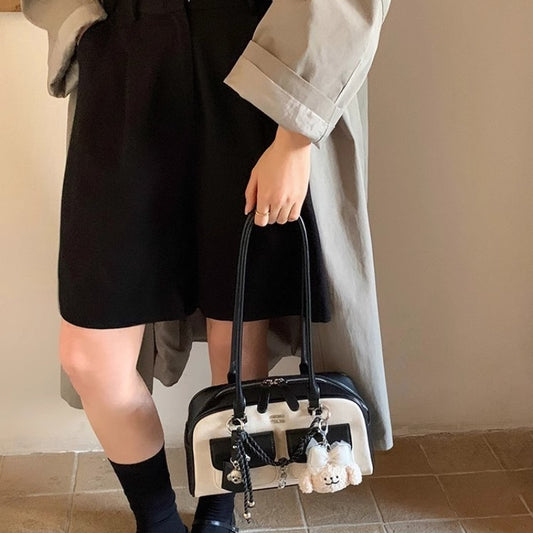 Aesthetic Puppy Pocket Shoulder Bag