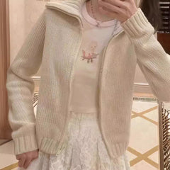 Knitted sweater that fits well and flatters the figure, a slimming top