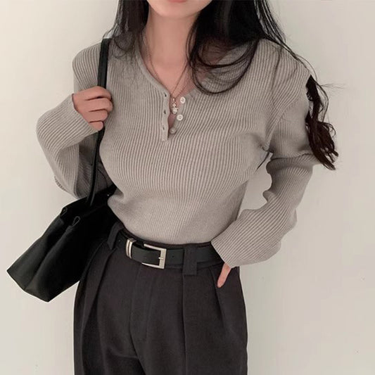 Solid Color V-Neck Knitted Slim Tee