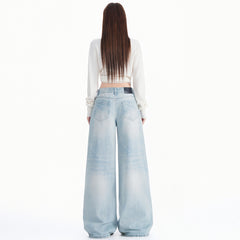 Women's loose-fit wide-leg jeans