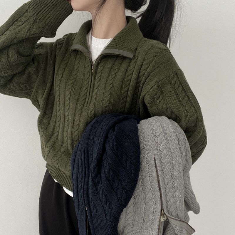 Vintage Lapel Neck Cable Knit Sweater