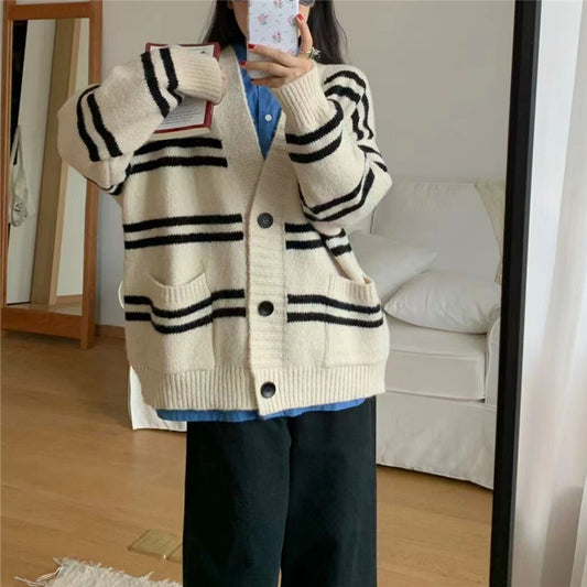 Vintage V-Neck Striped Preppy Cardigan