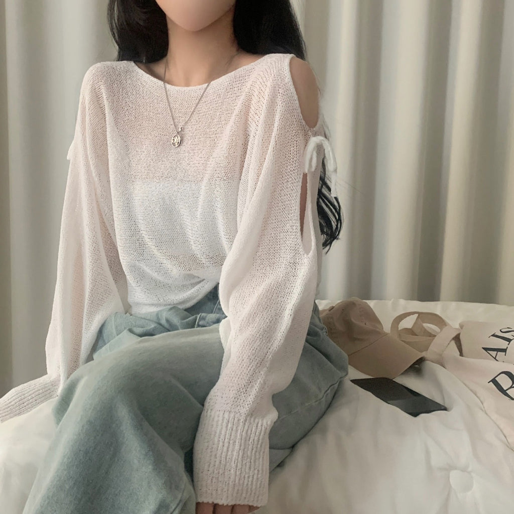 Aesthetic Cutout Off-shoulder Knitted Tee