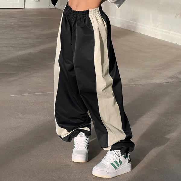 Contrast Side Stripe Baggy Sweatpants