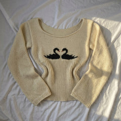 2000s Swan Pattern Knitted Sweater – Coquette Waist-Cinch Pullover in Off-White S–L